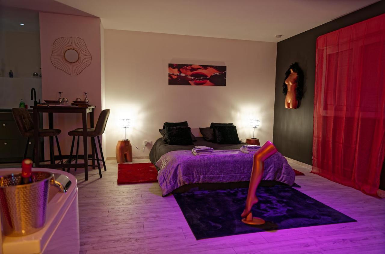 Suite Les Folies Douces & Spa By Nancyintimelounge Extérieur photo